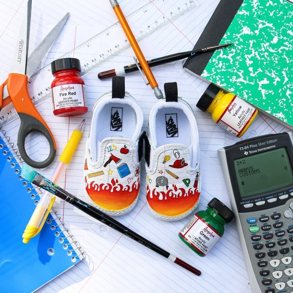 Finalny efekt customizacji bucików dziecięcych